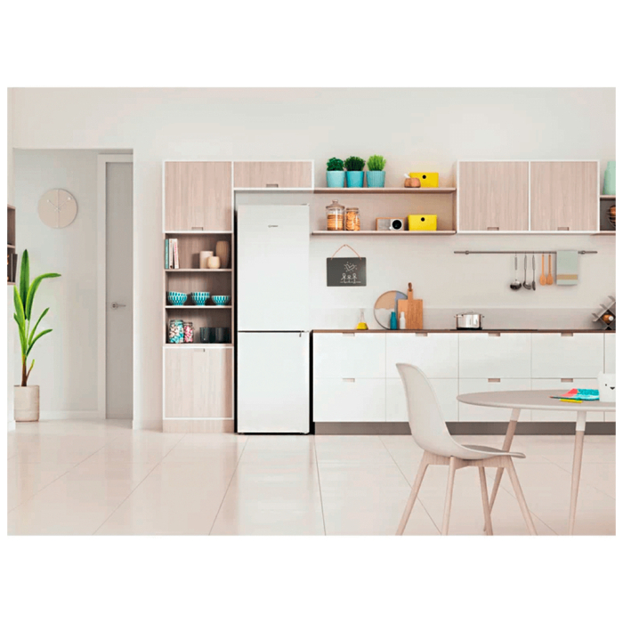 Холодильник Indesit INFC8TI21W0 UA