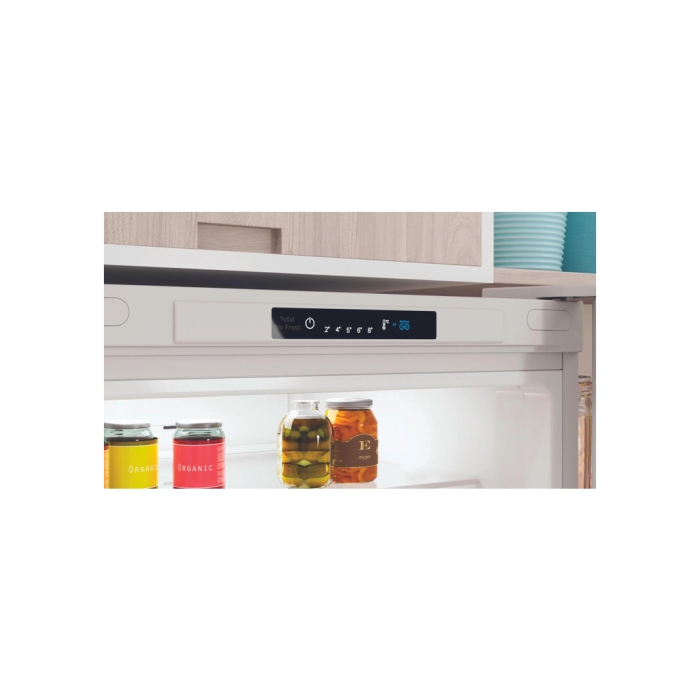 Холодильник Indesit INFC9TI22W UA