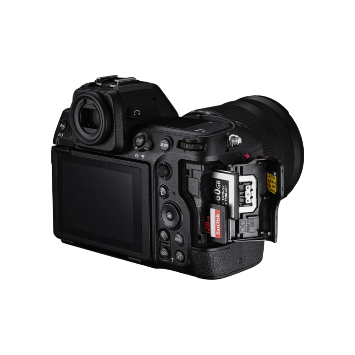 Nikon Z8 (24-120mm f/4 S)
